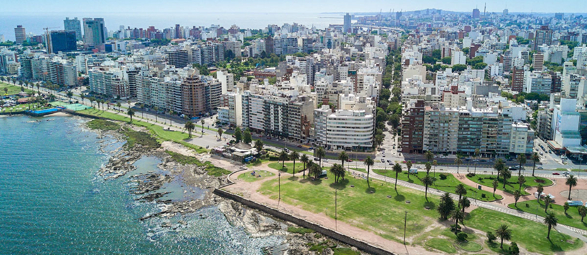 Pasajes en micro de Buenos Aires a Montevideo